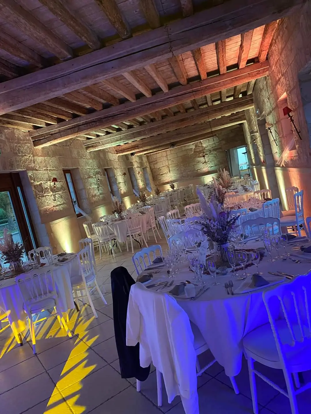 Présentation de M.a-events (SONORISATION-LIGHT-LOCATION)