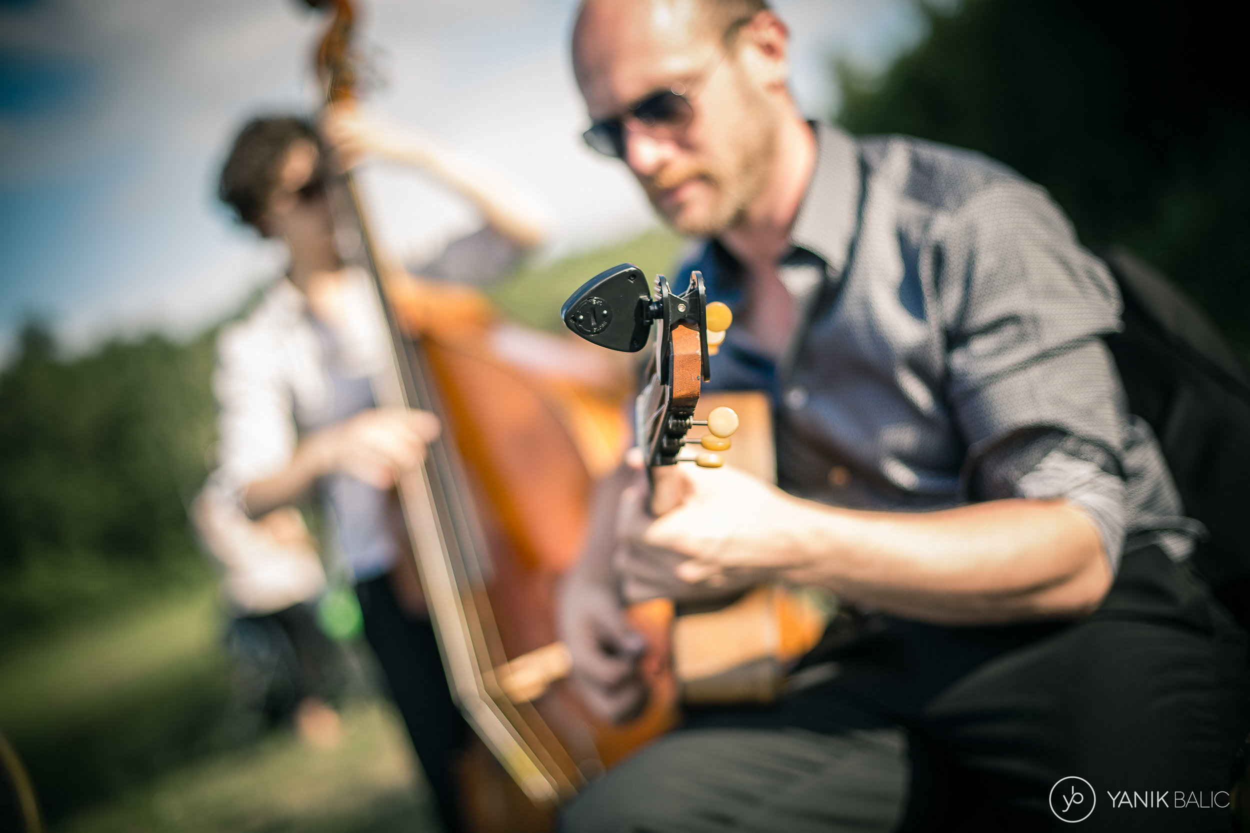 Présentation de Groupe jazz manouche Lille - UpSwing