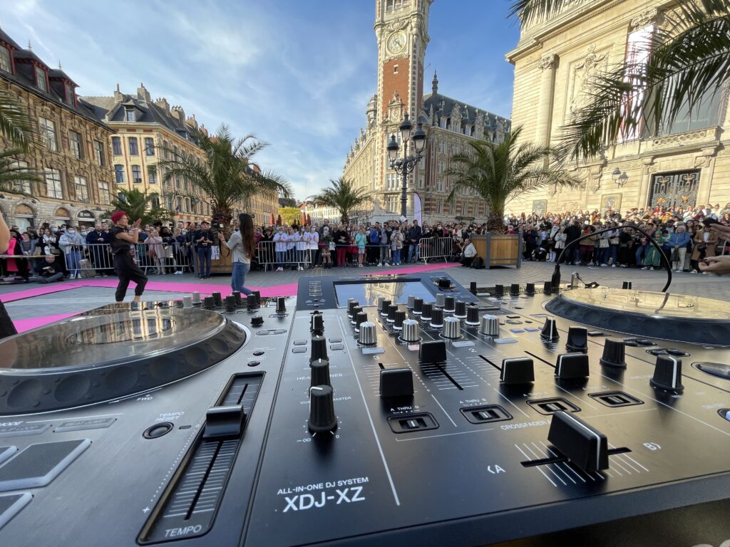 Présentation de Au Rythme des Ondes – Agence événementielle, DJ & Sonorisation en Hauts-de-France